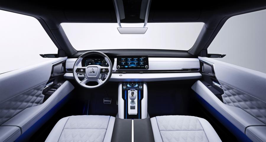 Торпедо Mitsubishi Engelberg Tourer 2019 года  (фото 30 из 38)